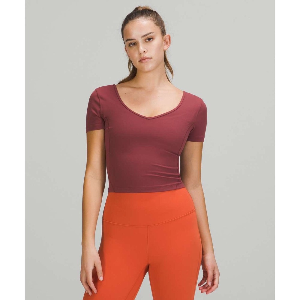 Lululemon Align T-Shirt
Smoky Red Size 8‎